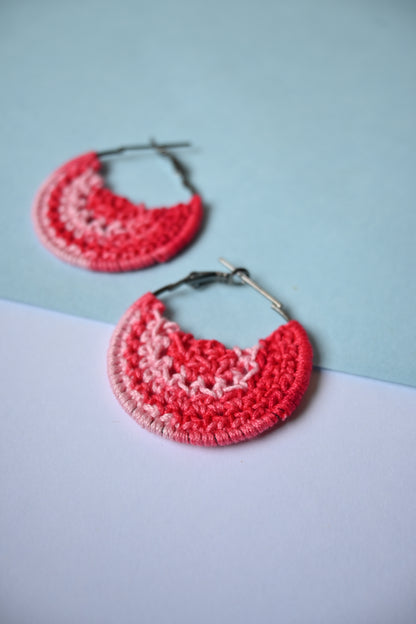 Red tinted small crochet earrings