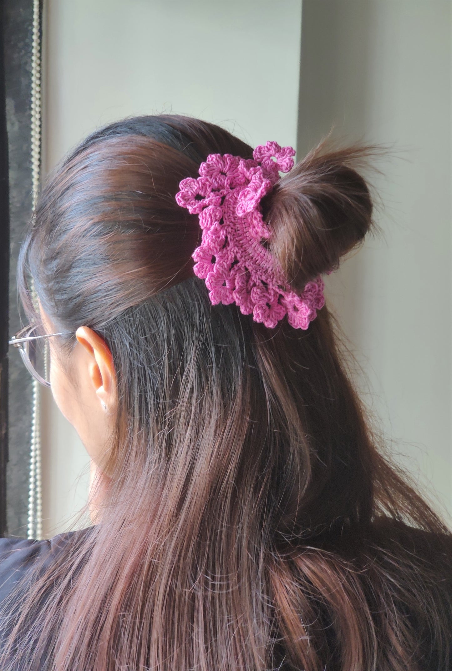 Dark pink floral pattern crochet scrunchie